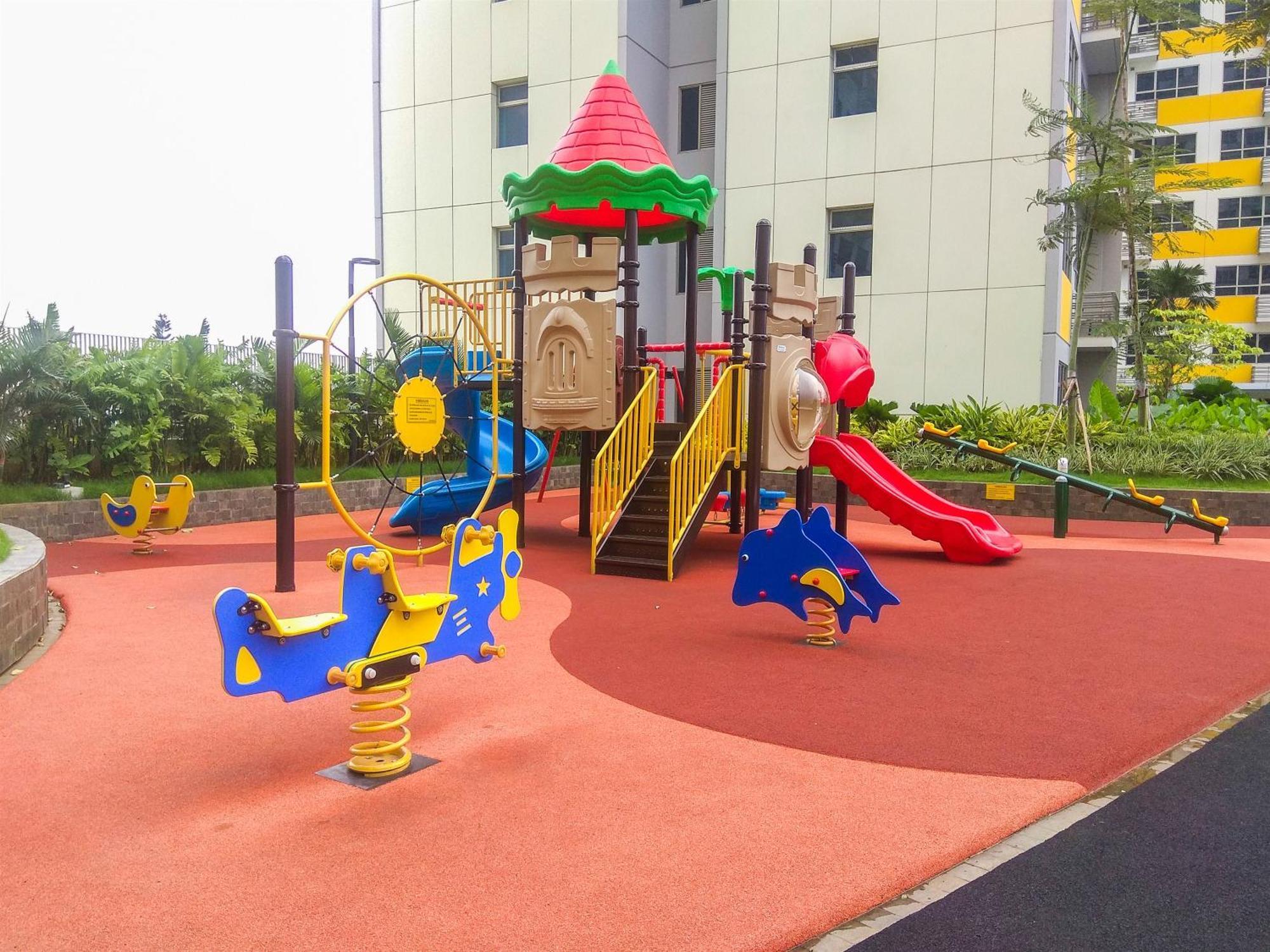 Modern And Comfortable Studio Apartment Springlake Summarecon Near Summarecon By Travelio Bekasi Exterior photo